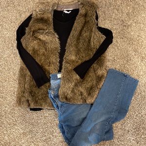 Old Navy faux fur vest